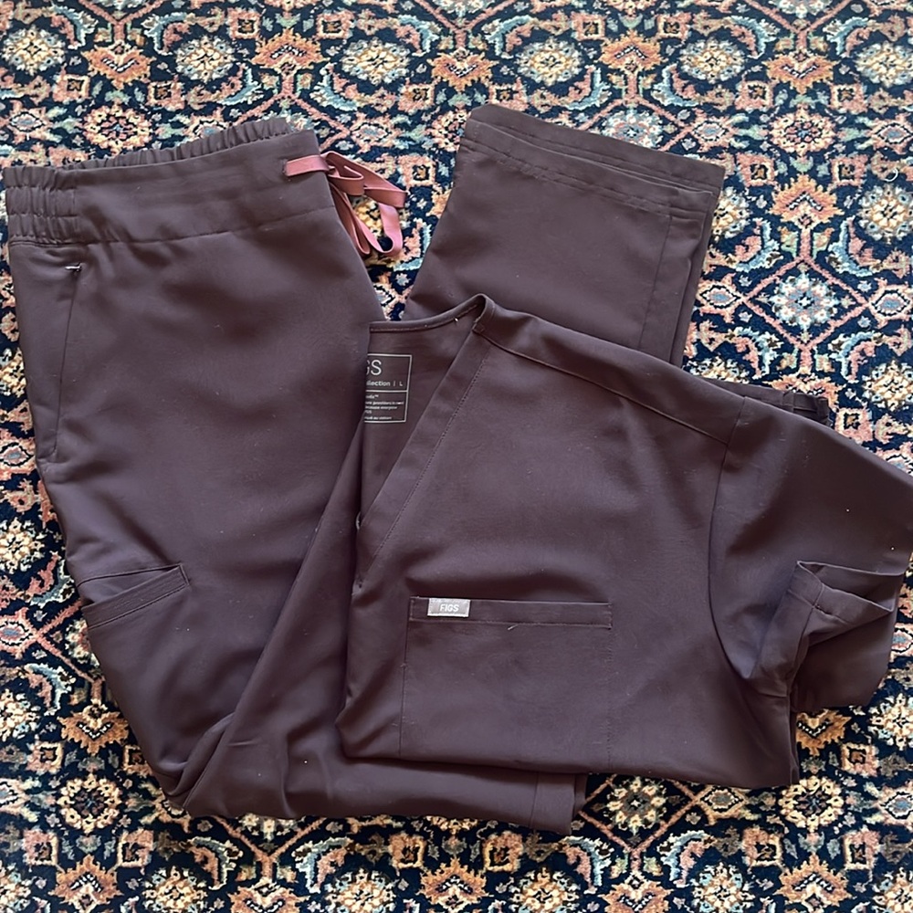 Figs scrub set